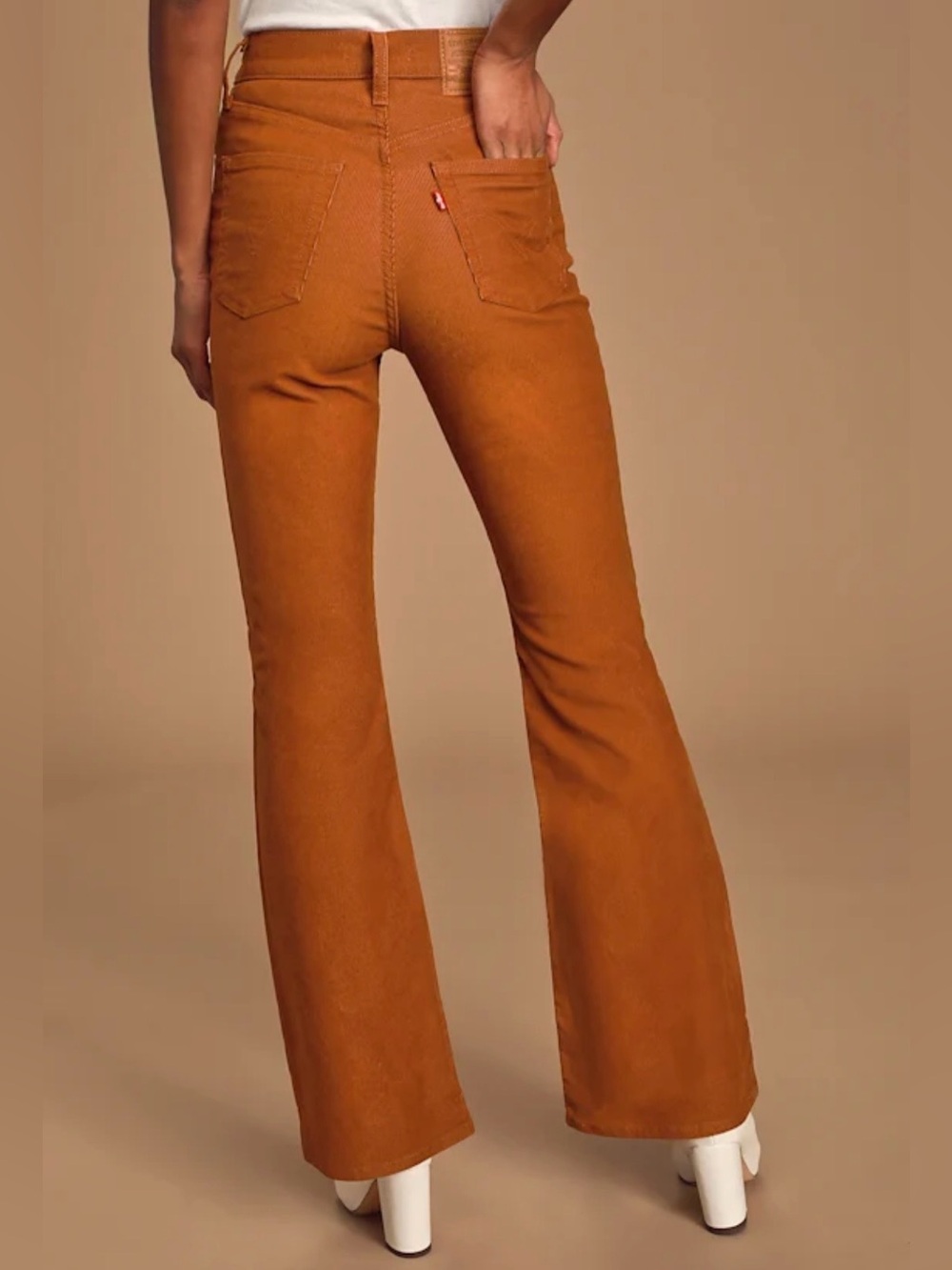 Levi’s Women’s Ribcage Flare Rust Orange Corduroy High Rise Pants Size 28 - Picture 3 of 13